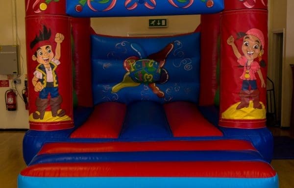Jake & The Never Land Pirates Velcro Castle