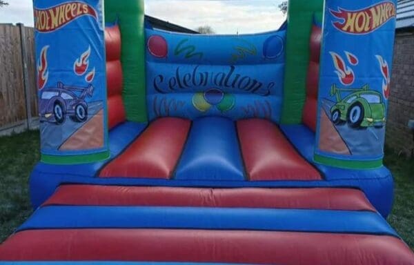 Hot Wheels Velcro Bouncy Castle