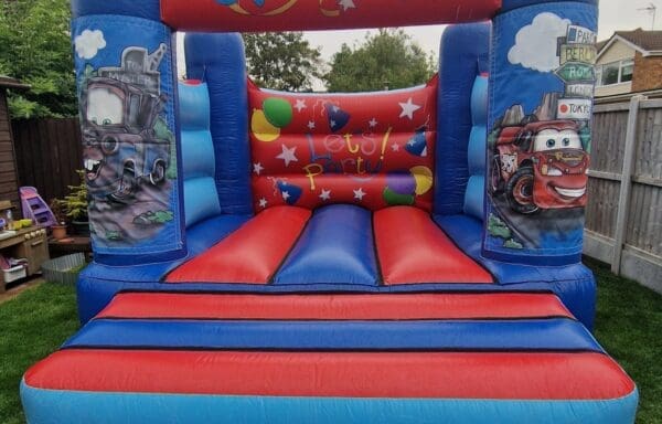 Cars V2 Velcro Castle