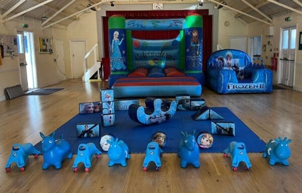 Frozen 2 Soft Play & Inflatable Ball Pool