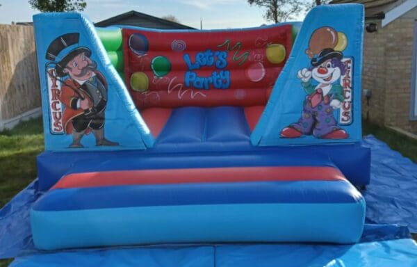 Circus 8ft Velcro Castle