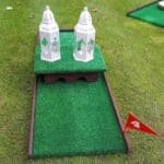 mini golf game 4th hole